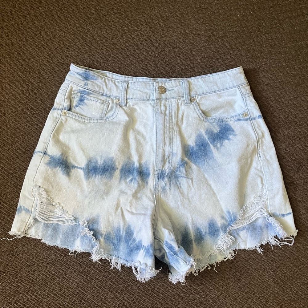 New AMERICAN EAGLE HIGHEST RISE MOM SHORTS STRETCH DISTRESSED FRAY BLEACH JEANS